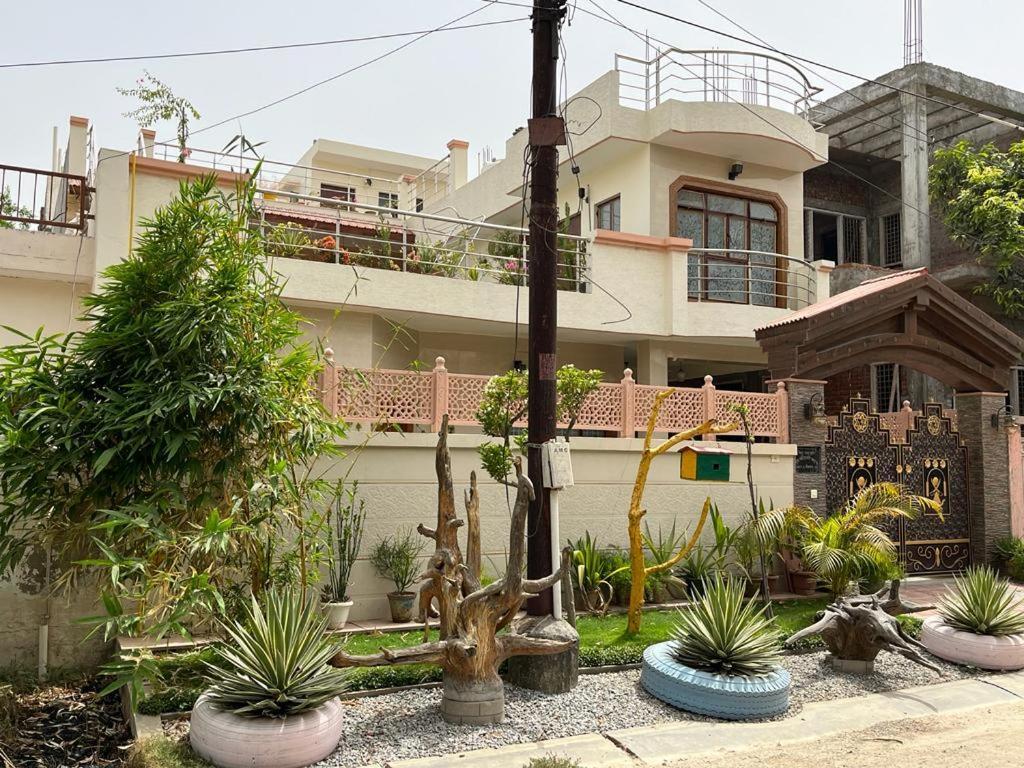 Colonel'S Abode Appartement Agra  Buitenkant foto
