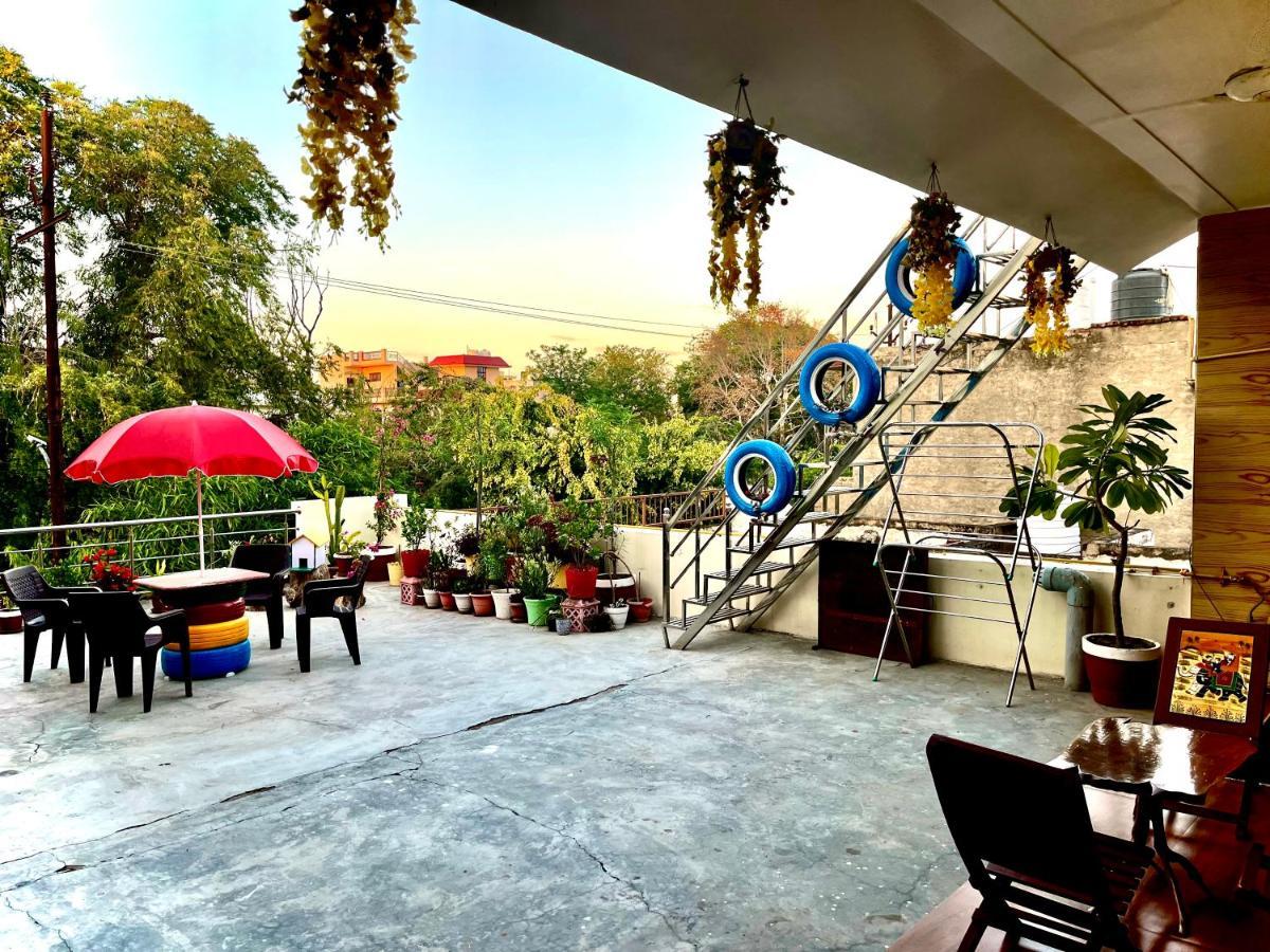 Colonel'S Abode Appartement Agra  Buitenkant foto