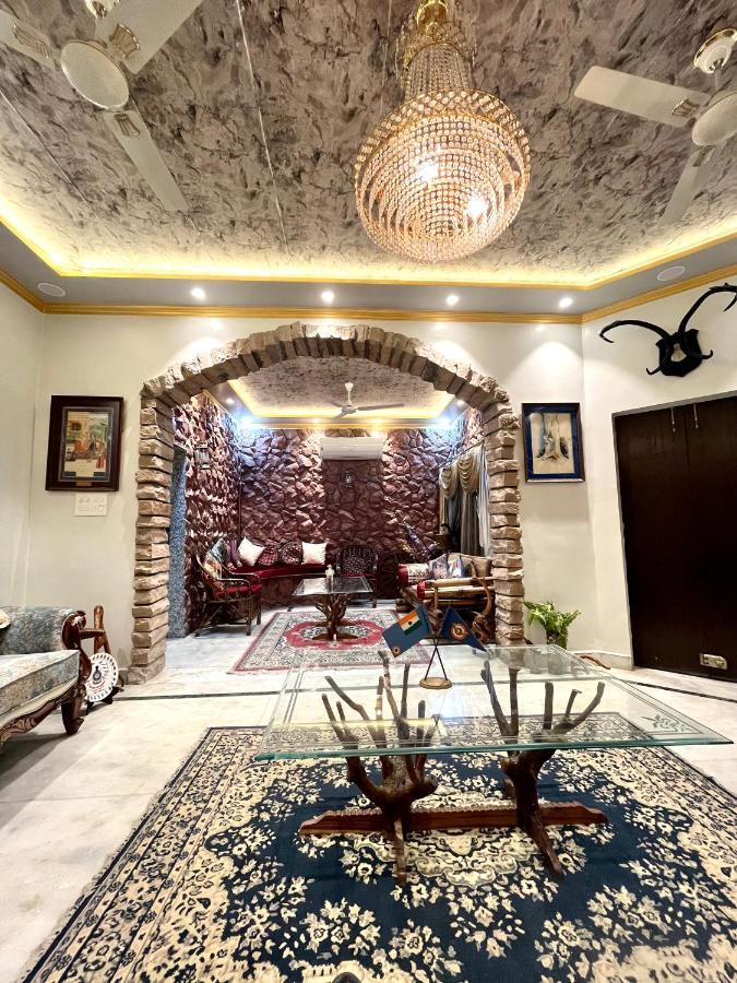 Colonel'S Abode Appartement Agra  Buitenkant foto